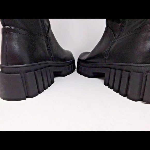 MIA Women's Boots Ry Lug Sole Tall Platform Black Shoes Contoured Biker Size 8.5 - Picture 4 of 12